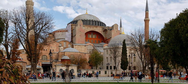 Turkey's Hagia Sophia 'could become a mosque' 1