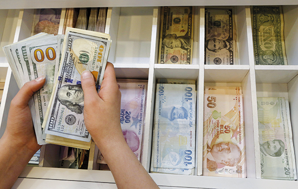 Turkey's lira weakens as EM sentiment weighs 6