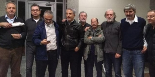Six staff from Turkey's Cumhuriyet newspaper returned to jail: lawyers 1
