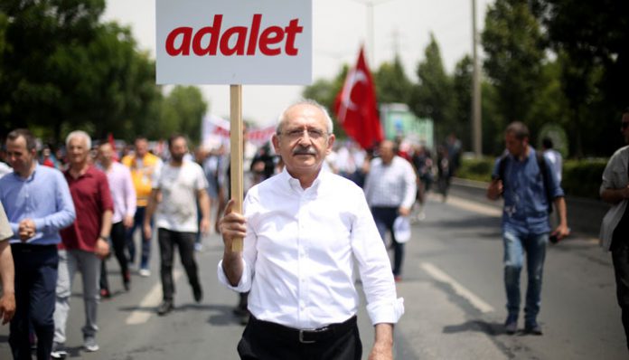 CHP leader warm to Kurdish demands for education in mother tongue 4