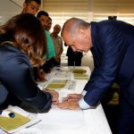 Turkey reduces its election threshold from 10 to 7 percent 3