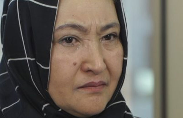 Former Xinjiang Internment Camp Detainee Honored With ‘Hero of the Year’ Award 77