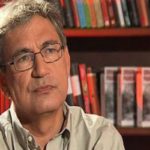 Nobel laureate Orhan Pamuk investigated on charges of insulting Atatürk, flag 2