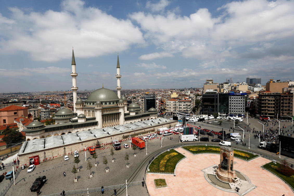 Turkey’s Erdogan inaugurates major new mosque in heart of Istanbul 1