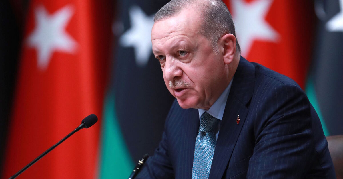 Erdogan threatens to strike refugee camp inside Iraq