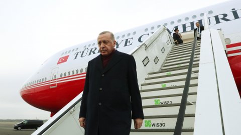 Erdogan admits Turkey doesn't own single firefighting plane to battle flames 29