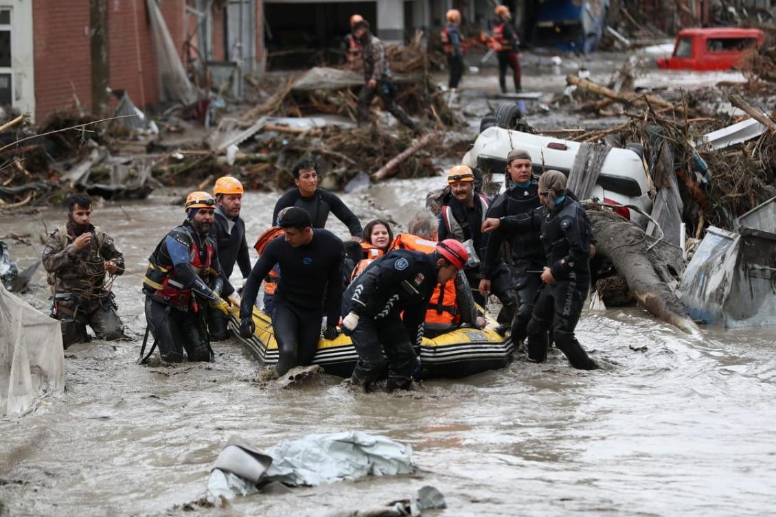 Turkish media accused of underreporting scale of devastation in flood-hit region 1