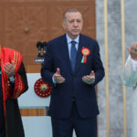 Pro-gov’t journalist tells Erdoğan to keep his hands off Islam 3