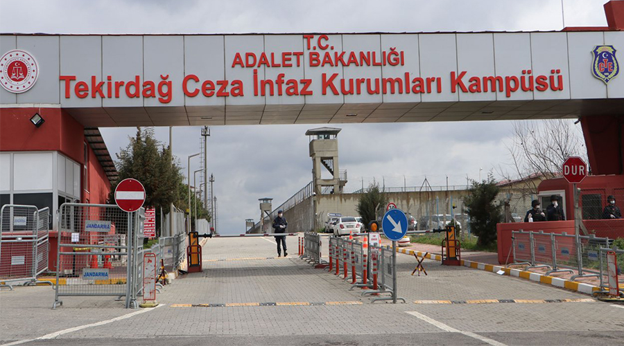 Inmates objecting to unlawful strip-search beaten in Turkish prison 1