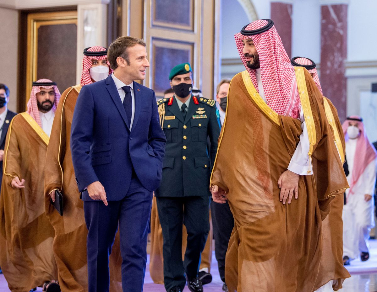 In Khashoggi’s shadow, France’s Emmanuel Macron meets with Saudi crown prince in final Gulf stop 6