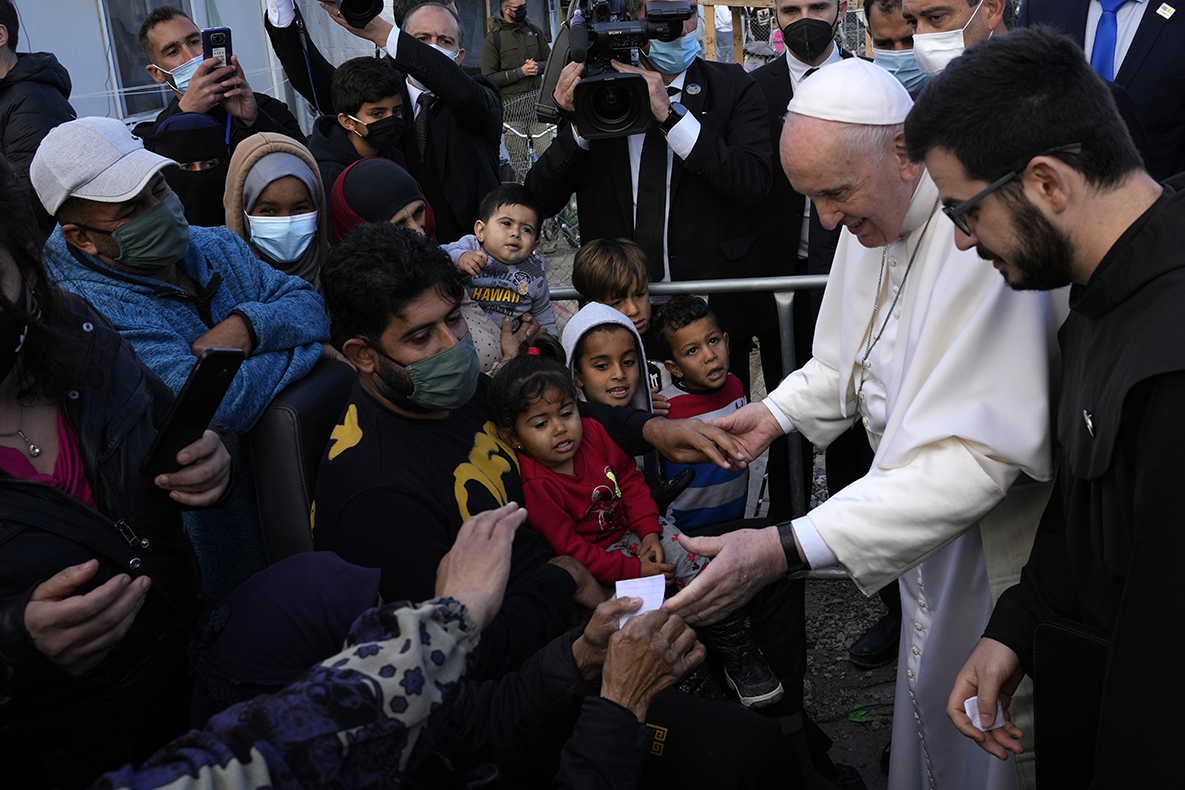 Europe’s brutal treatment of refugees ‘the shipwreck of civilisation,’ Pope says on Lesbos visit 1