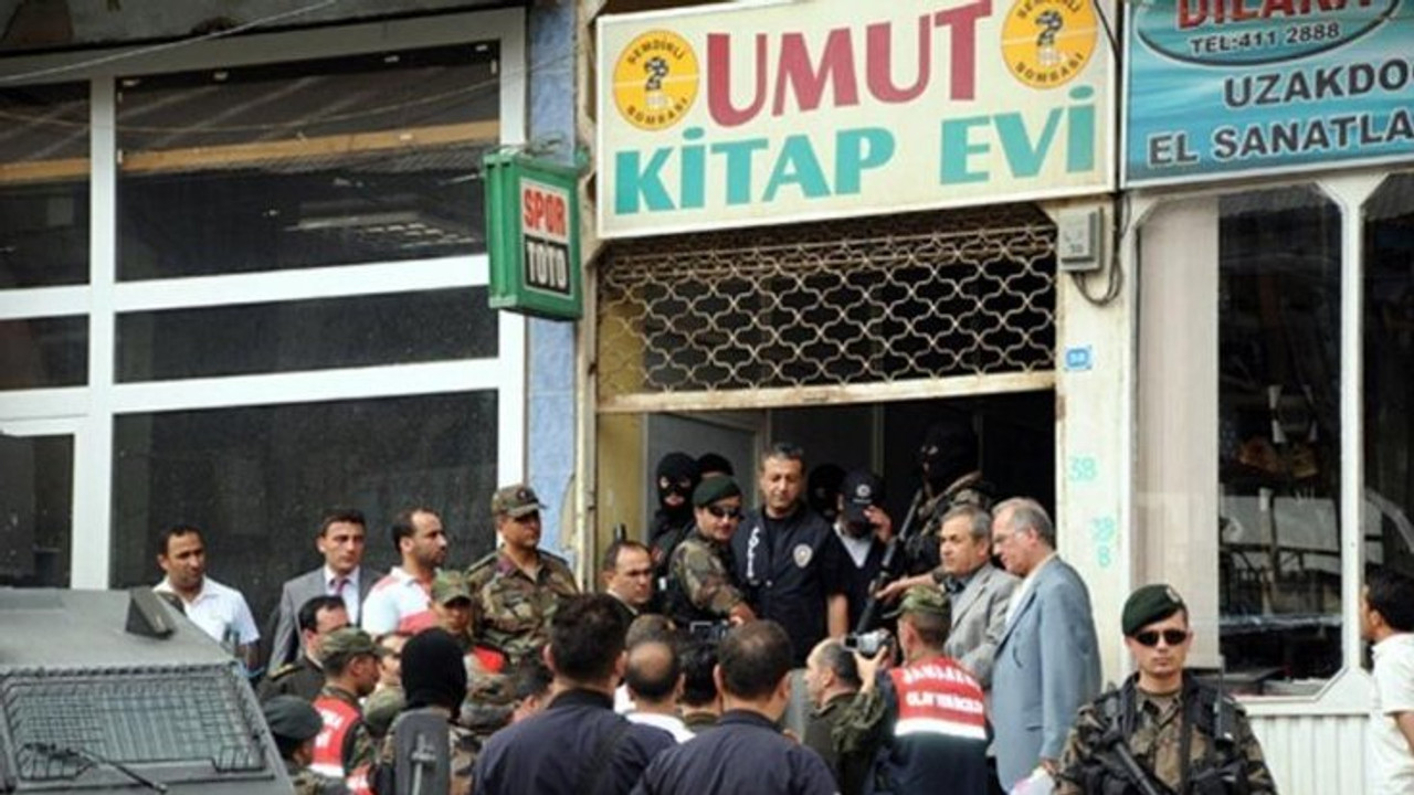 Court acquits 'good boys' in bookstore bombing case in SE Turkey 1
