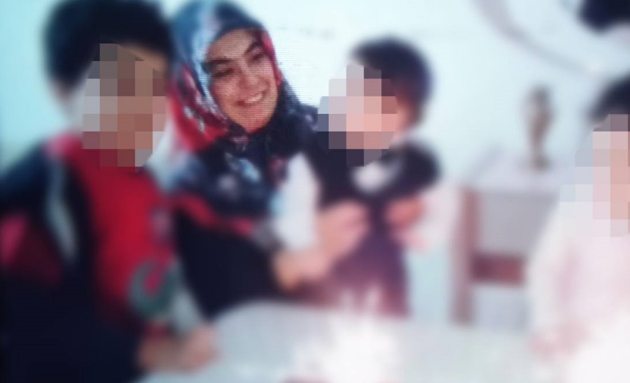 Woman arrested to serve sentence for conviction of Gülen links, leaving 3 children to the care of relatives 1