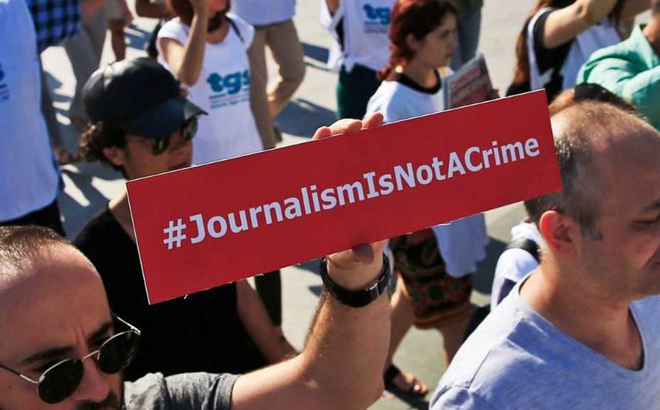 Kurdish journalists detained in police raids in southeastern Turkey 1