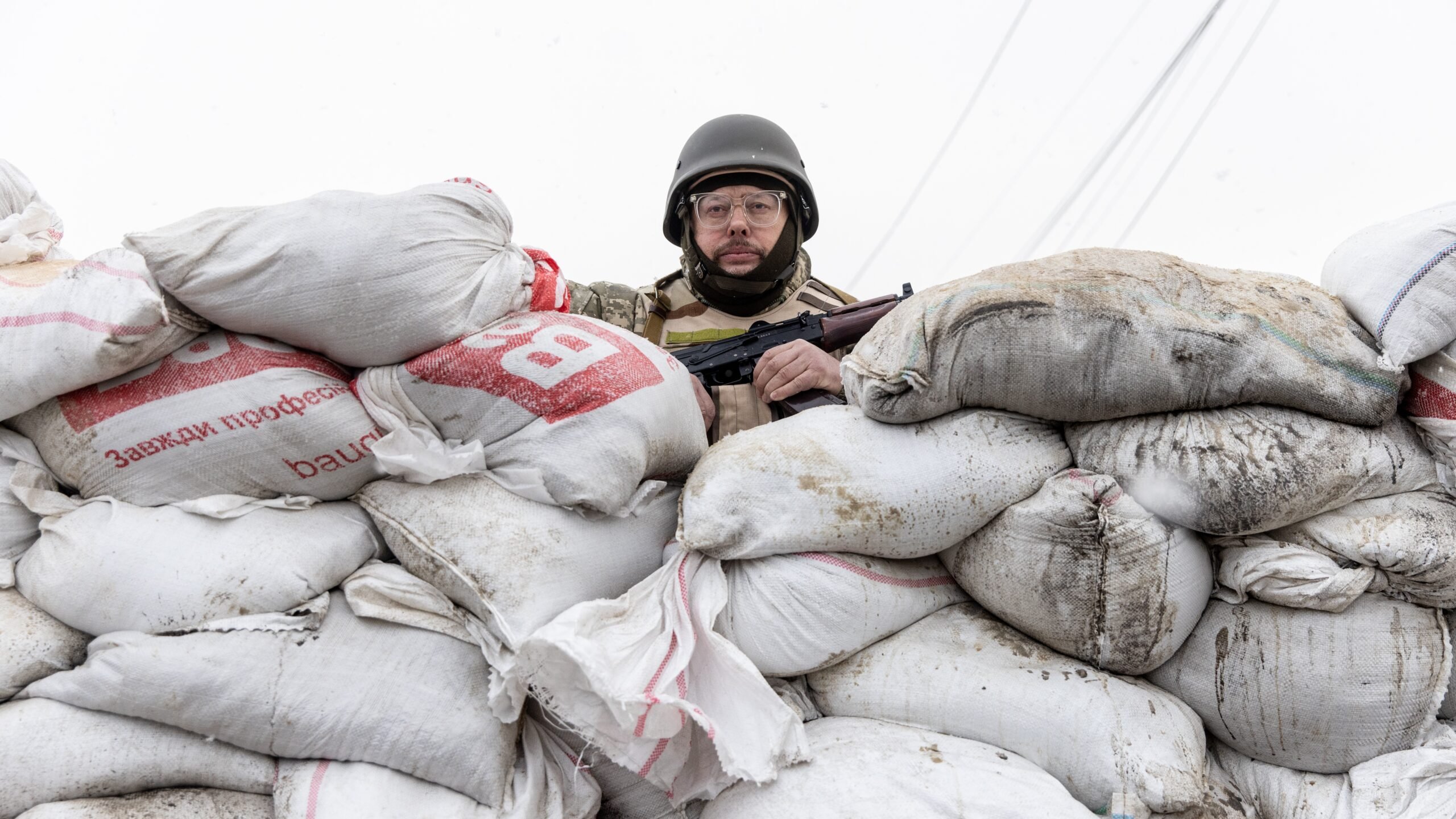 Ukraine says Russian offensive in east gathering momentum 1