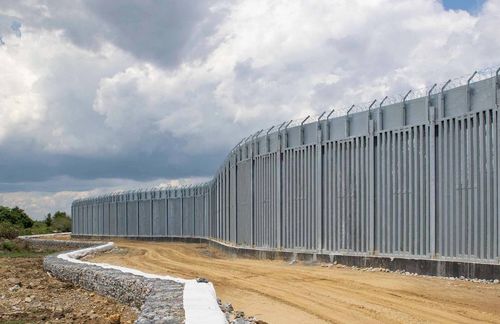 Greece to extend border wall with Turkey