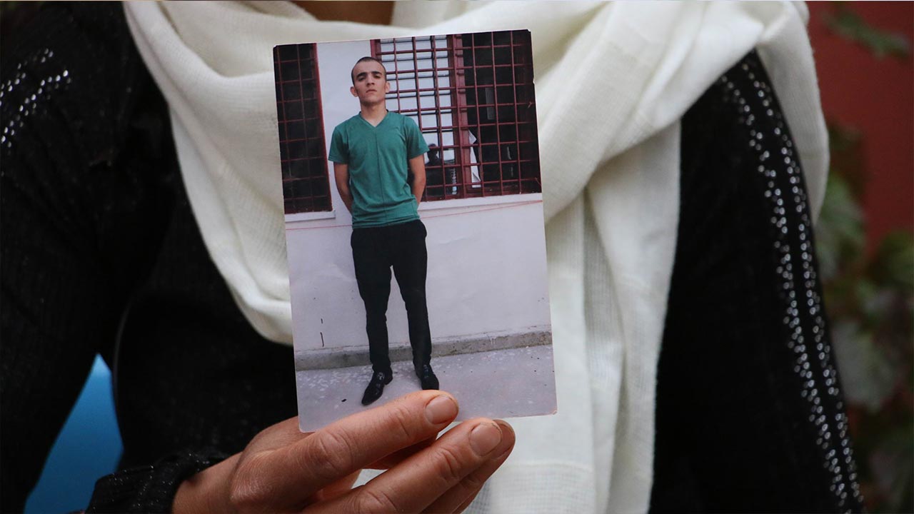 Kurdish youth threatened with death in prison