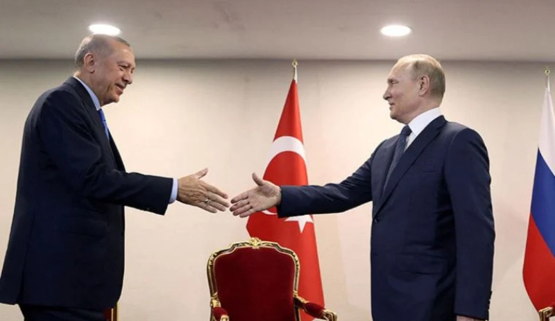 Keeping Turkey on the right side of the battle between US and Russia 1
