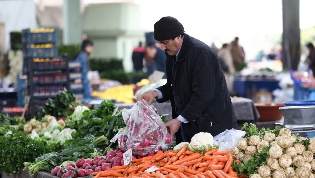 69.3 percent of Turks struggling to pay for food: poll 1