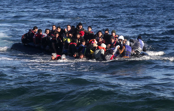 Up to 50 missing after migrant boat sinks off Greece 1