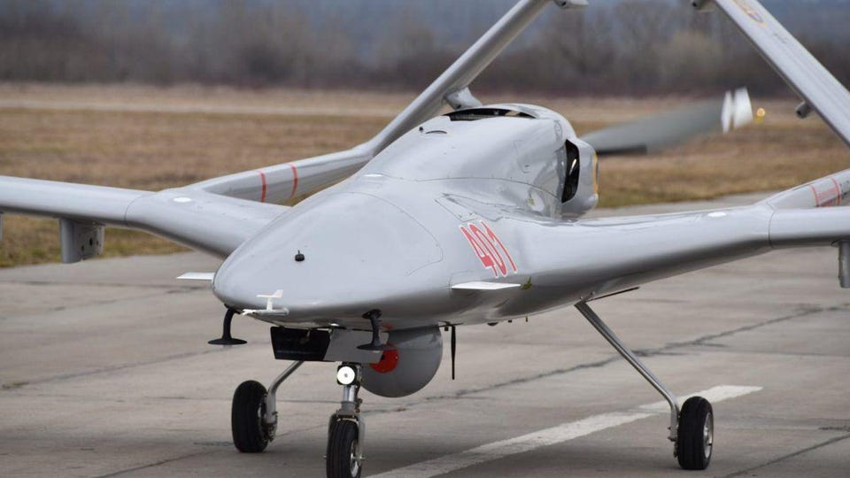Turkish Made Ukraine Drones Are Back—And Blowing Up Russian Artillery In The South 1