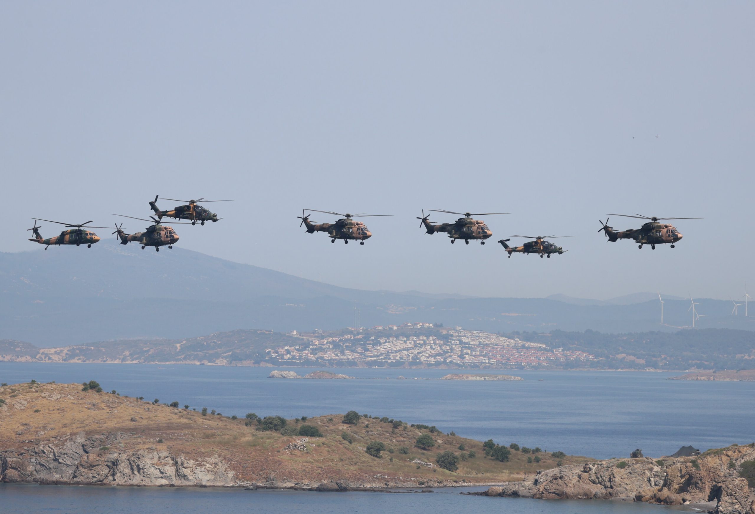 Erdogan accuses Greece of 'occupying' demilitarised islands 1