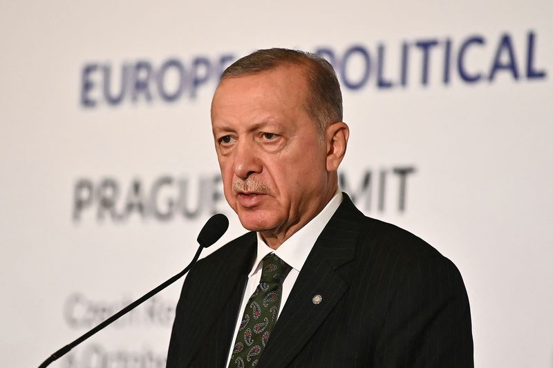 Turkey’s Erdogan Says Greece Should Take Warnings Seriously 1