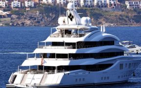 Russian superyachts find safe haven in Turkey 17