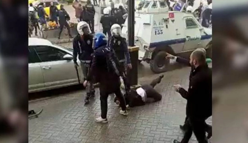 Turkey: Kurdish deputies beaten by the police, one taken to hospital 6
