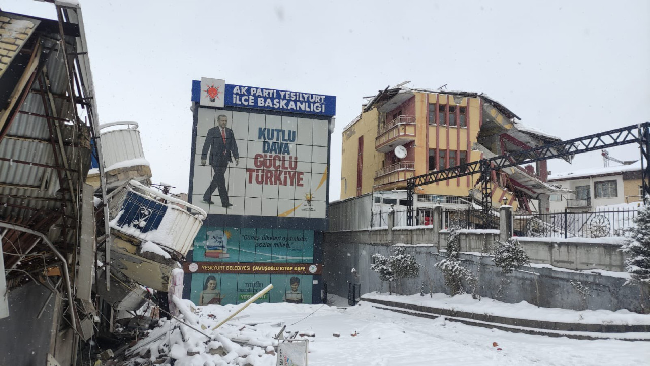Criticism mounts on Turkish government as Feb. 20 quakes reveal accommodation problems 2