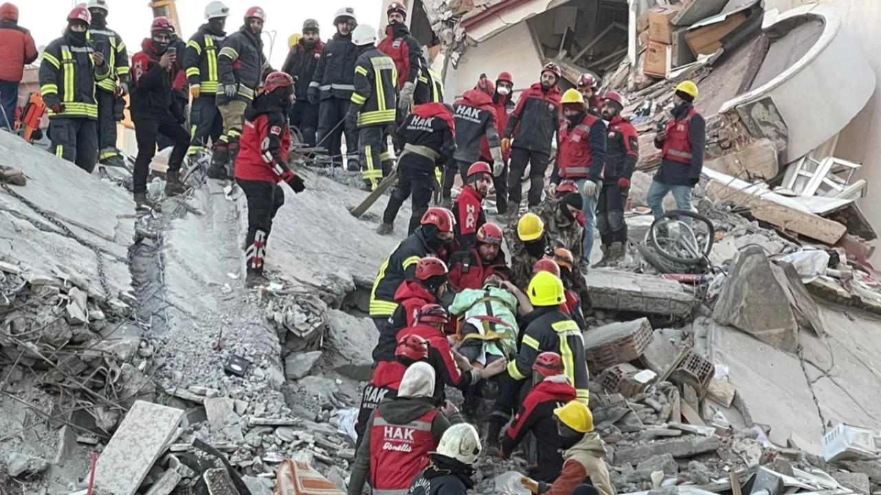 Demirtaş says earthquake death toll figures false 'like during pandemic' 1
