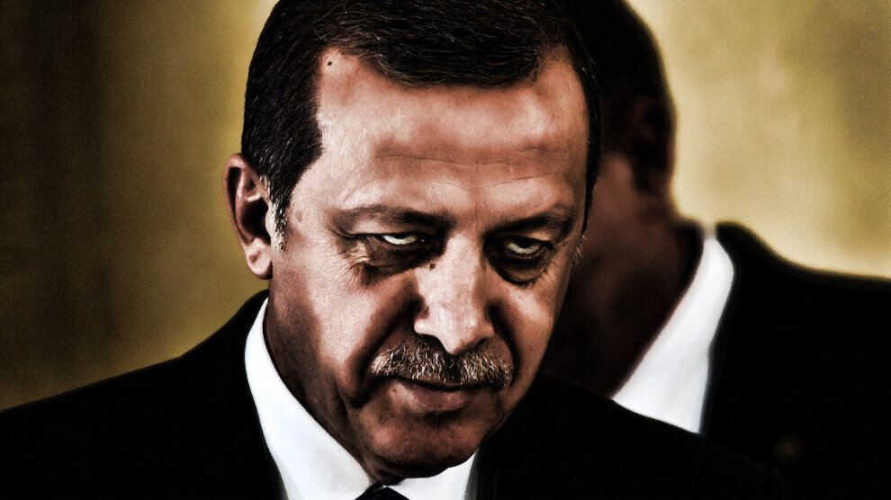 Erdoğan going to polls ‘topless’ in Milli Görüş shoes? 1