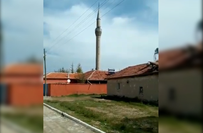 Imam uses minaret to urge attendance at Erdoğan’s election rally  1