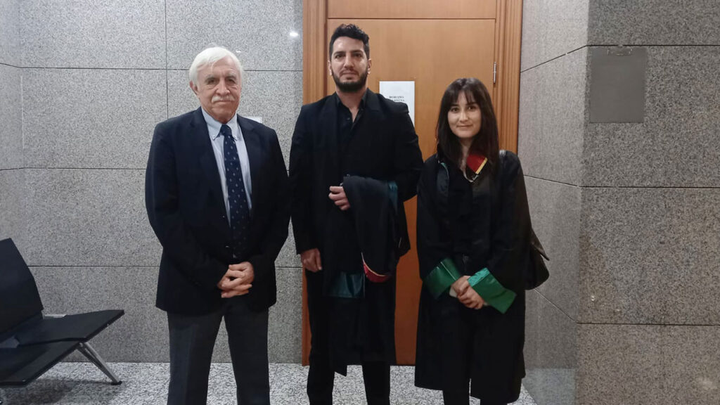 Prosecutor seeks prison sentence for journalist who returned to Turkey for election campaign 1