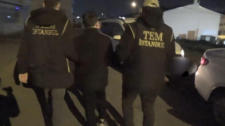 7 university students among 35 detained over alleged Gülen links 1