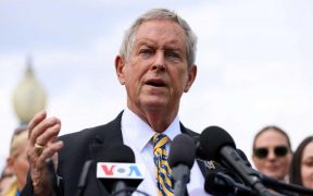 US lawmakers introduce bill to combat normalisation with Syria’s Assad 20