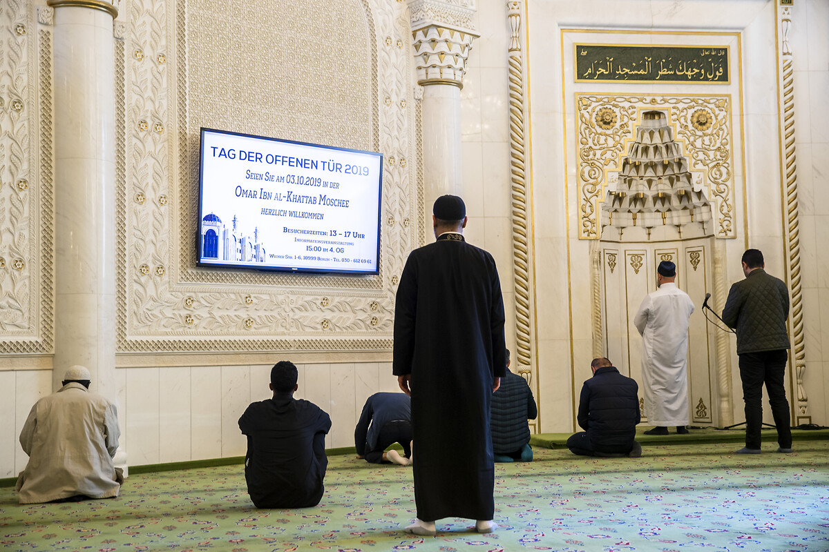Report: Half of Germany approves Islamophobic views, sees Islam as “backward religion” 23