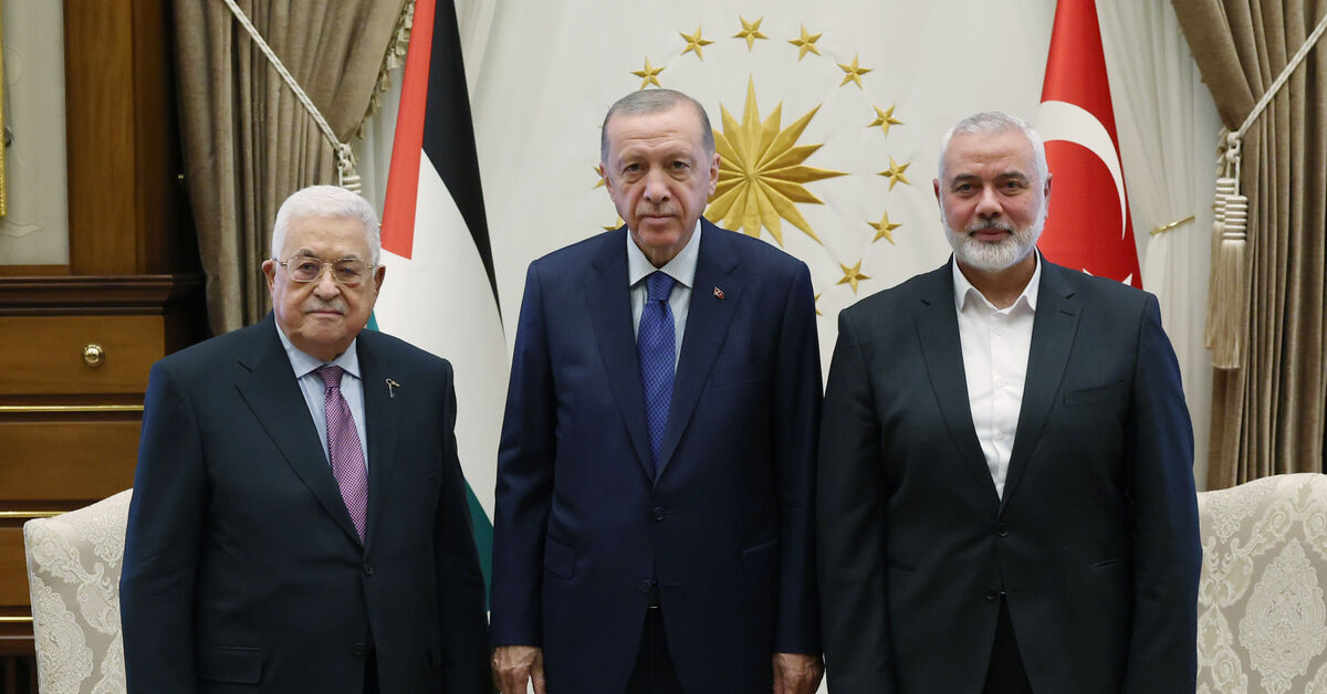 Turkey's Erdogan brings rival Palestinian leaders together in rare meeting